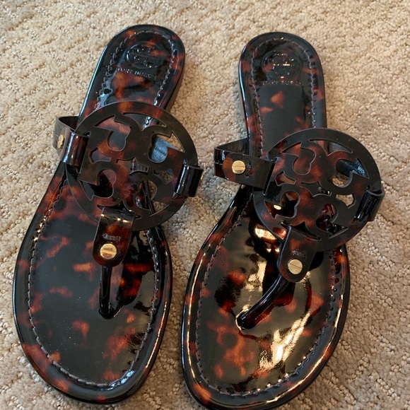 tory burch tortoise miller